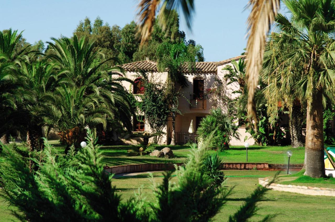 Baia Delle Palme Beach Santa Margherita di Pula Extérieur photo
